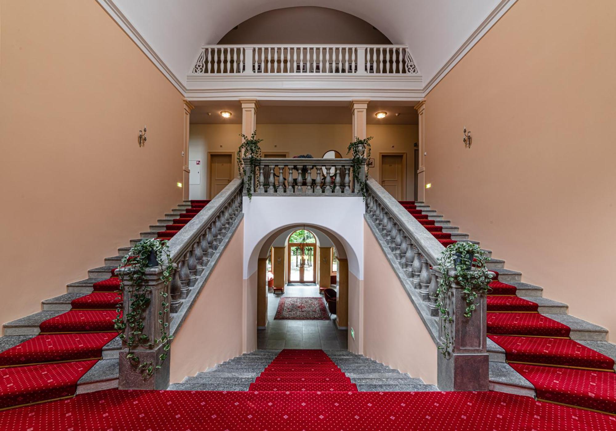Hotel Le Prese Poschiavo Exterior photo